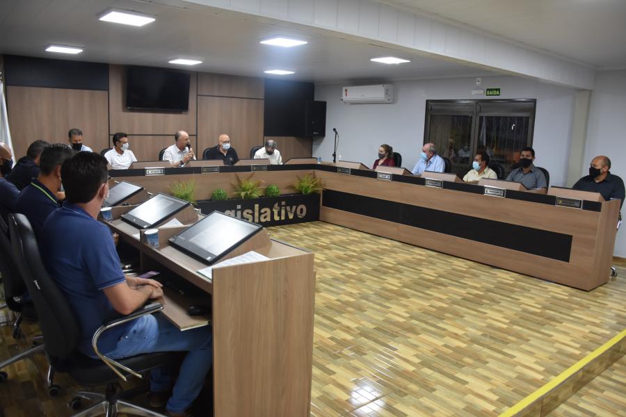 13ª Sessão Extraordinária traz debates sobre reajuste de servidores e agentes políticos
